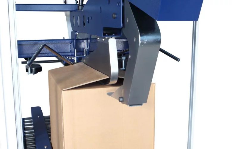 ROBOPAC FULL OTOMATİK KAPAK KAPAMA  KARIŞIK BANTLAMA KOLİ BANTLAMA MAKİNESİ - 4